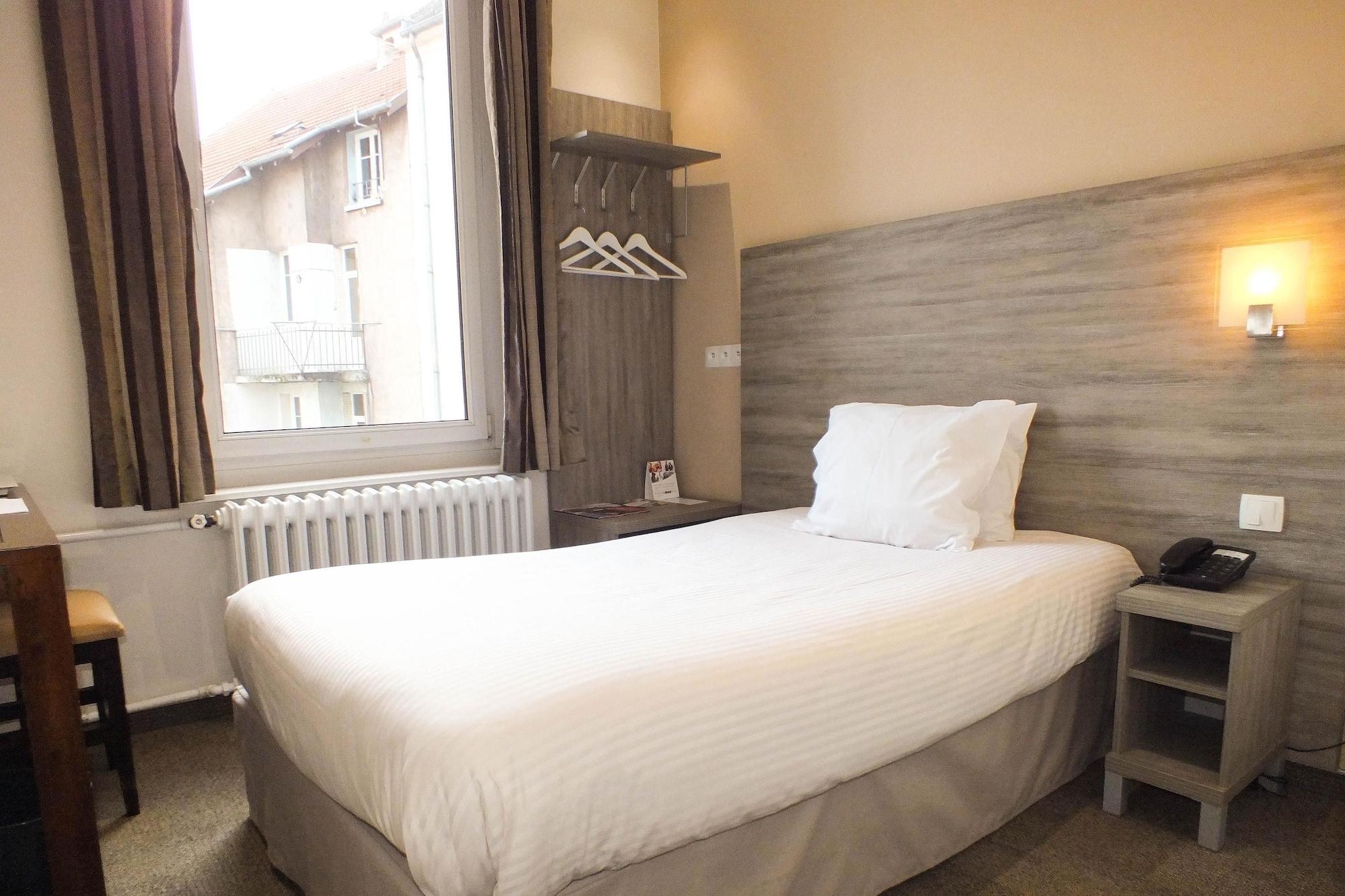 Comfort Hotel Cecil Metz Gare Exterior foto